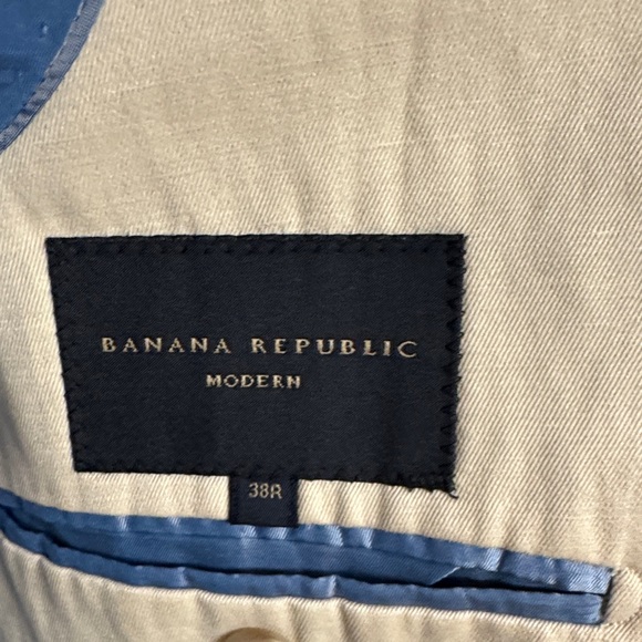 Banana Republic Beige Blazer - Picture 2 of 4